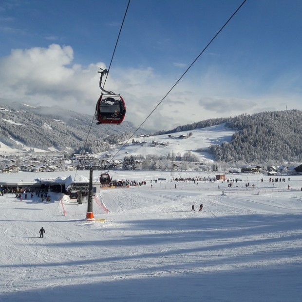 Blick von Skipiste zu Ferienhaus Schober - Fotograf: Familie Hochwimmer